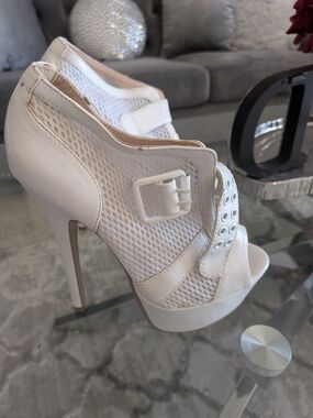 White Mesh Peep-Toe Platform Heels 5.5